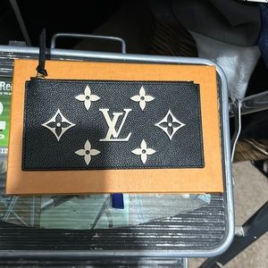 Louis Vuitton change purse